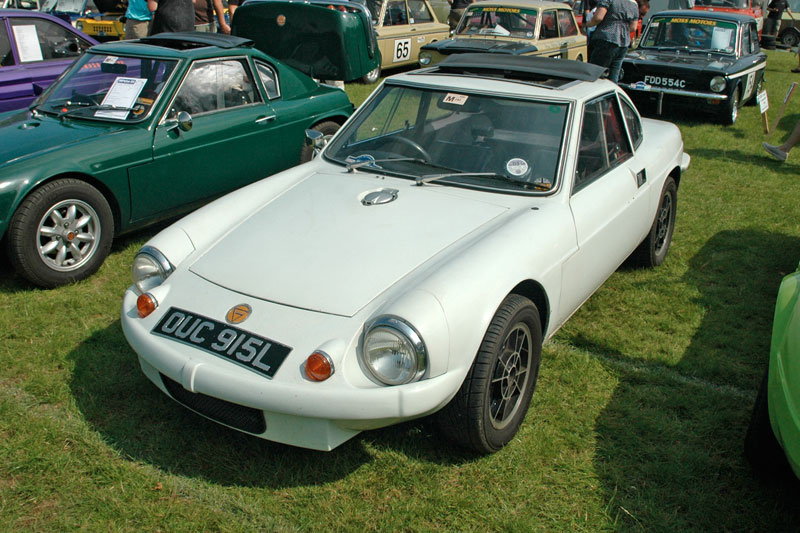 OUC-915-L-Ginetta-G15-Imp09.jpg