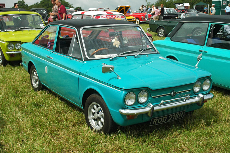 at Berkeley Castle Classic Car Show 2010